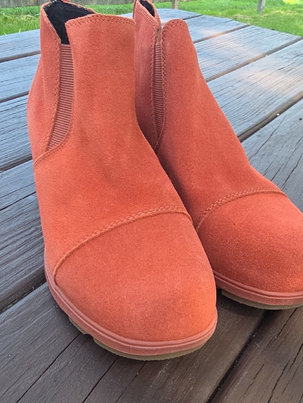 Sorel Women's Rust Orange Suede Chelsea Ankle Boots, Size 9 - Picture 3 of 7